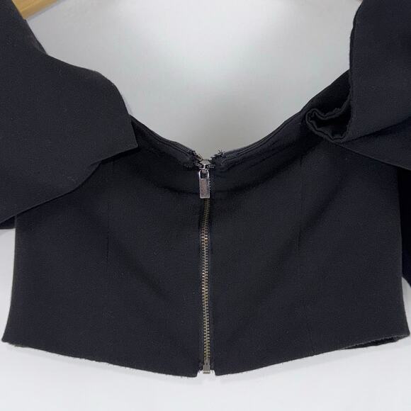 Toccin x RTR Women's Bow Sleeve Off Shoulder Crop Top Size 2 Black - Picture 9 of 12